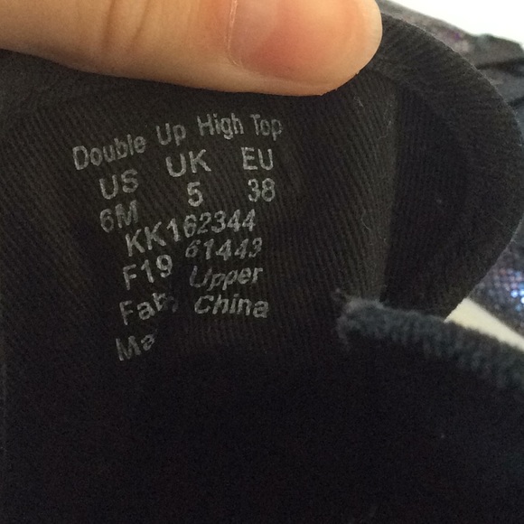 🌸Sparkly hipster high tops *FREE SHIPPING* - Picture 5 of 5